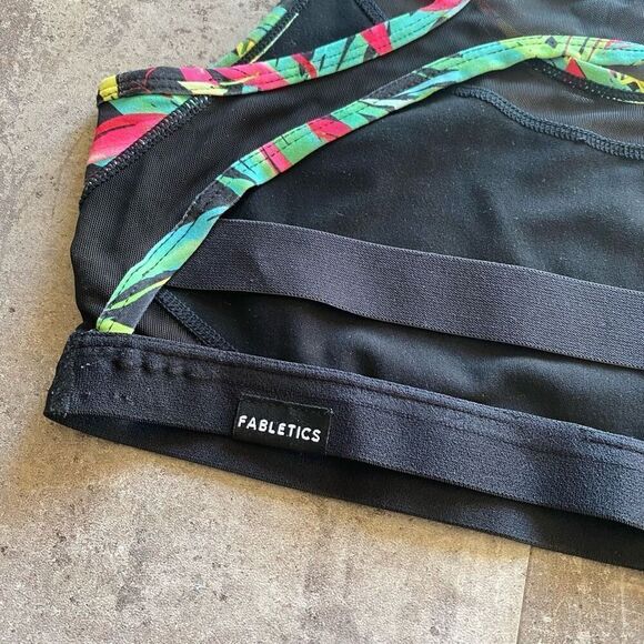 Fabletics Sports Bra Vibrant Tropical Floral Black Mesh Workout Small - Picture 6 of 10